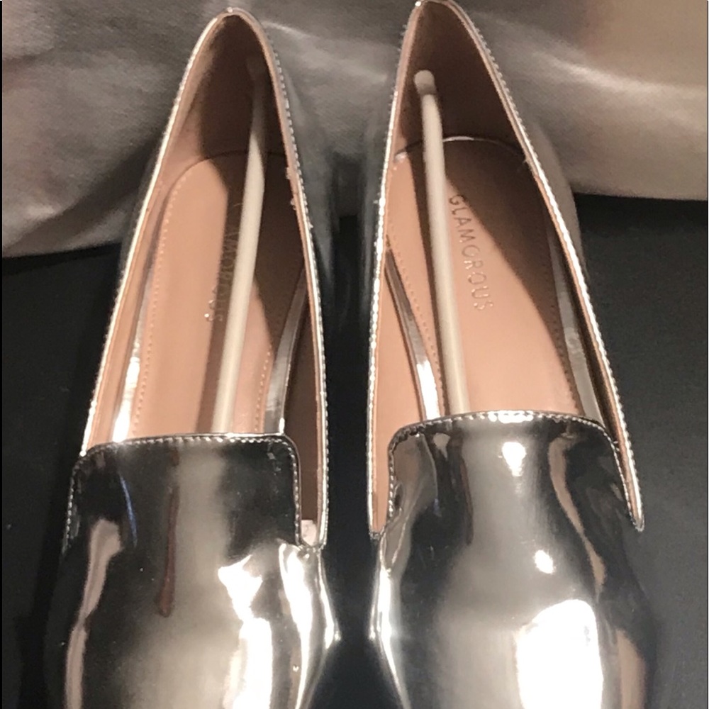 SHOES NWOB